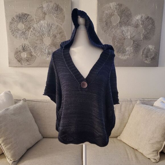 ✨ FREE PEOPLE ✨ Hooded Knit Poncho - [Size Small] - Picture 3 of 12
